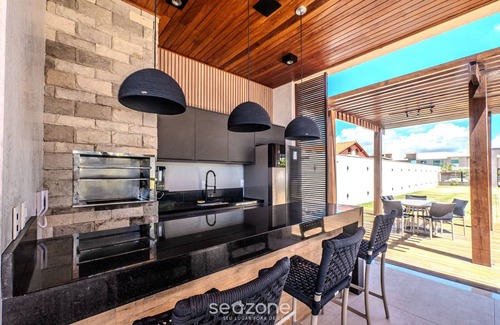 Guarajuba Apartment | Beautiful apt in Building w Pool Guarajuba Aga0203