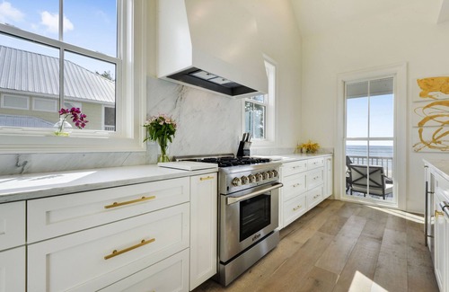 Waveland House | Beautiful Beachfront Home! Enjoy the Best of Waveland and Bay St Louis
