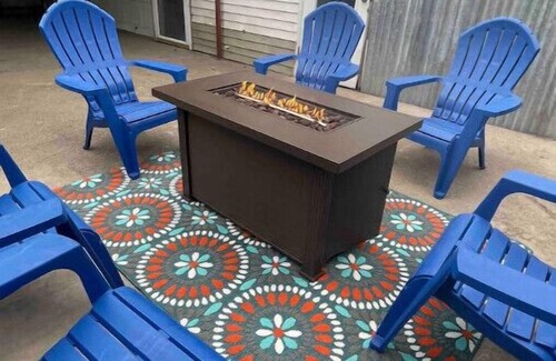 Duncanville House | Beautiful Blue Peaceful Retreat