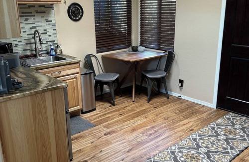 Dewey-Humboldt Cabin | Beautiful cabin retreat with gorgeous views! Pet friendly with wide open spaces.