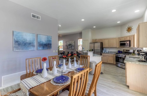 Civano House | Beautiful Civano Retreat