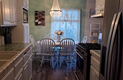 Humboldt Hill House | Beautiful Comfy Cozy Retreat ✨️