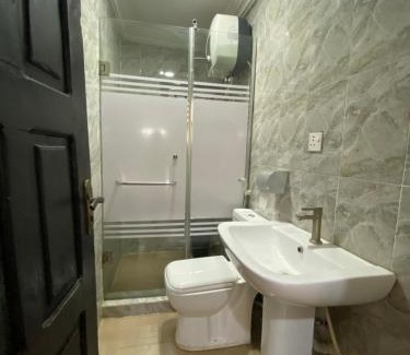 Ota House | Beautiful Ensuite Room in Ota near Canaan Land Idi Iroko Road