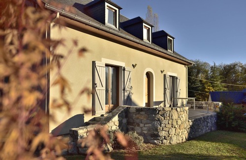 Arras-en-Lavedan House | Beautiful family house for rent in the Hautes-Pyrénées