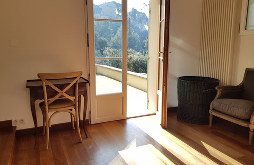 Saumane-de-Vaucluse Villa | Beautiful getaway in the heart of the Provence region