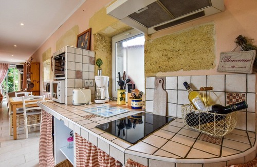 Monprimblanc House | Beautiful holiday home with swimming pool