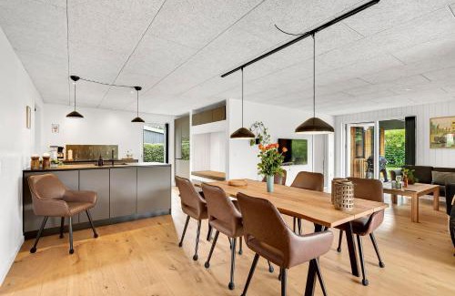 Grena Strand House | Beautiful Holiday Home For 2 Families Near Grenaa Beach