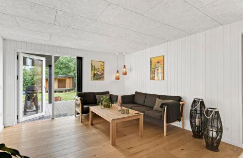 Grena Strand House | Beautiful Holiday Home For 2 Families Near Grenaa Beach