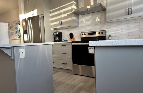 Sage Hill House | Beautiful home close to bus stop