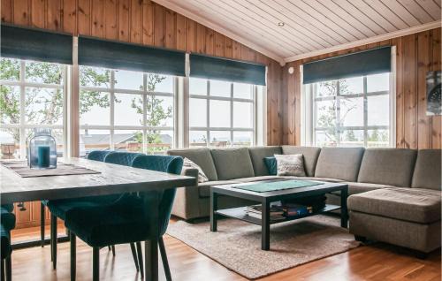 Engerdal House | Beautiful Home In Engerdal With Kitchen