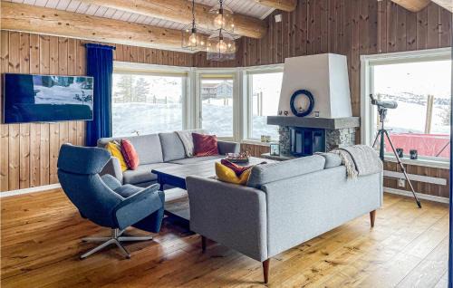 Fla Municipality House | Beautiful Home In Flå With Sauna