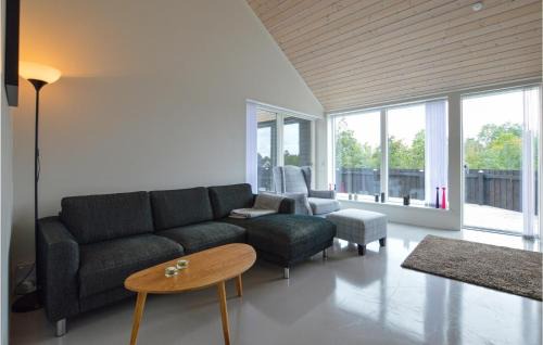 Hojby House | Beautiful Home In Højby