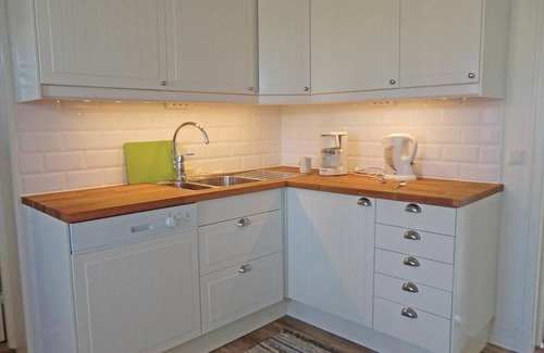 Hogsby House | Beautiful home in Högsby with kitchen