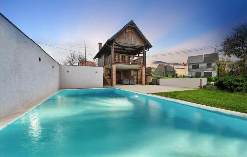 Klostar Ivanic House | Beautiful Home In Klostar Ivanic