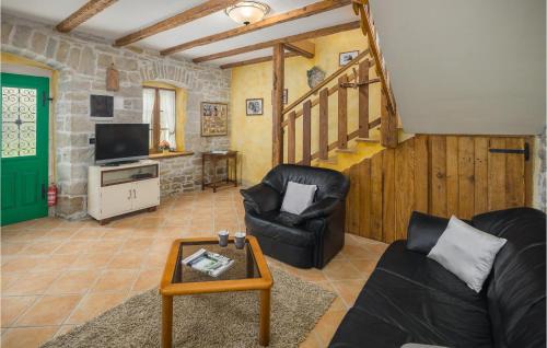 Krbune House | Beautiful Home In Krbune With Wifi