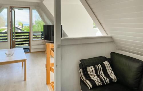 Spodsbjerg House | Beautiful Home In Rudkøbing With Wifi