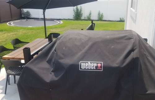 Vineyard House | Beautiful Home just miles from Sundance Mountain Resort