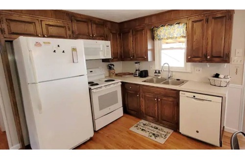 Paradise House | Beautiful Home with Stunning Views in Lancaster