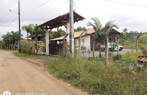 Picarras House | Beautiful house in place. It is 6 kilometers to Piçarras Beach.