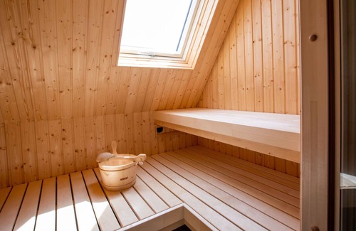 Hellendoorn Villa | Beautiful house with bubble bath, in natural surroundings