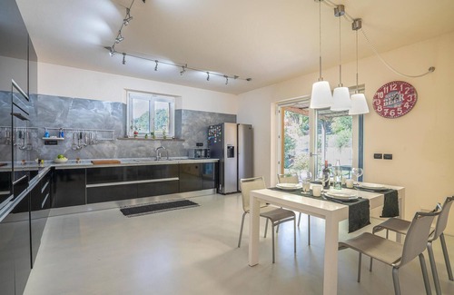 Monteverdi Marittimo House | Beautiful home in Monteverdi Marittimo