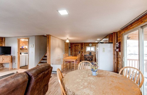 Indian Mountain Cabin | Beautiful Log Cabin High In Colorado Mountains