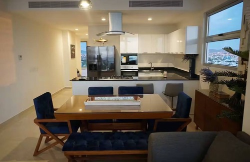 Lomas de Mazatlan Apartment | Beautiful Mazatlan Beachfront Apartment 1501