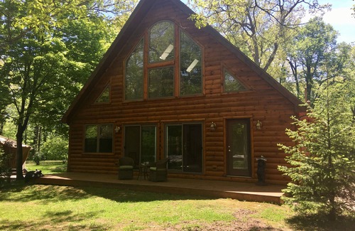 Gypsum House | BEAUTIFUL New Modern LOG HOME! Catawba Island OH 1mile to Miller Ferry -islands.