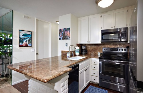 Townsite Condo | Beautiful Ocean and Harbor Views from Living Room!