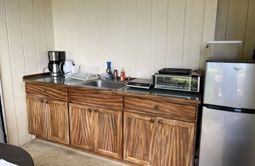 Kukuihaele Apartment | Beautiful ocean views located minutes away from Waipio Valleyn