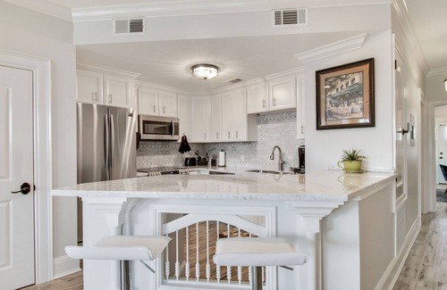 Bywater House | Beautiful Poland Maison for Two at 1708