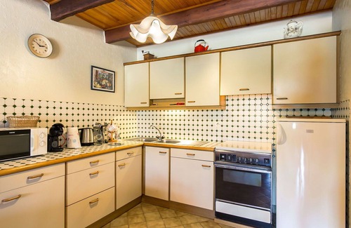 Saint-Pol-de-Leon House | Beautiful private villa for 4 guests with WIFI, TV, terrace and pets allowed