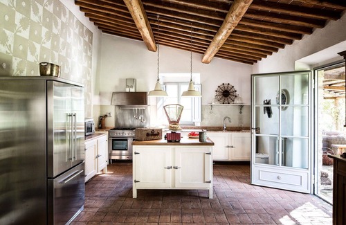 Greve in Chianti Villa | Beautiful private villa for 22 guests with A/C, private pool, WIFI, TV, veranda and panoramic view