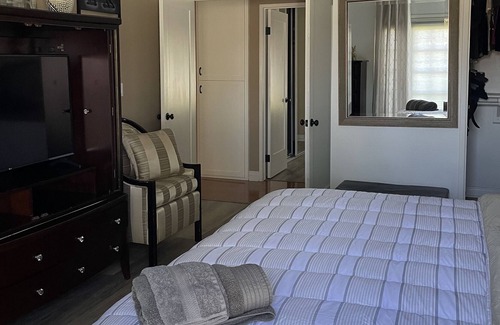 Eastvale House | Beautiful Resort Style Entertainment Home