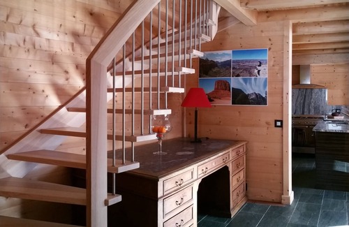 Les Chapelles Ski Chalet | Beautiful Savoy chalet, on a sunny slope and facing Les Arcs and La Plagne