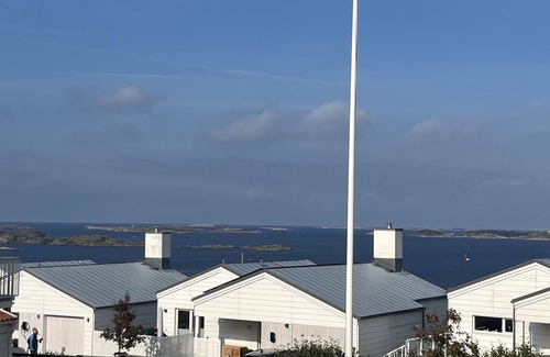 Fiskebackskil Villa | Beautiful house with a splendid seaview in Fiskebäckskil