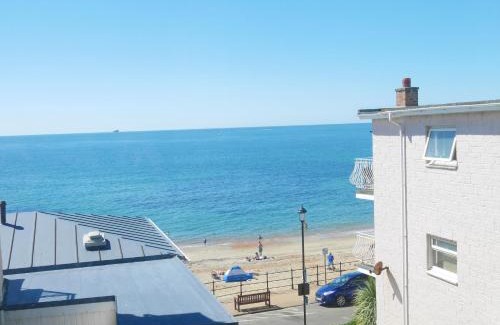 Ventnor Apartment | Beautiful Seaside Apartment With Parking
