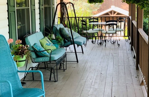 Linville House | Beautiful spacious house just 10 mins from Harrisonburg