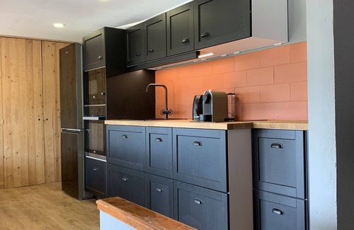 Begur Apartment | Beautiful studio/apartment with air conditioning and use of pool.