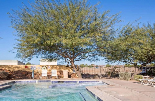 Cibola Vista Condo | Beautiful Studio Apt in a great resort setting with fountains, courtyards, and pool with bar