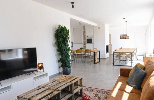 Passendale Villa | Beautiful vacationhome farm for 20 people