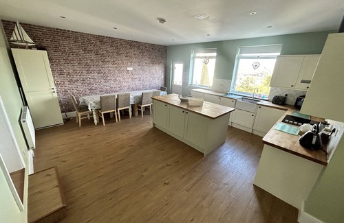 Hornsea Apartment | Beautiful Victorian house 2 minutes from the beach