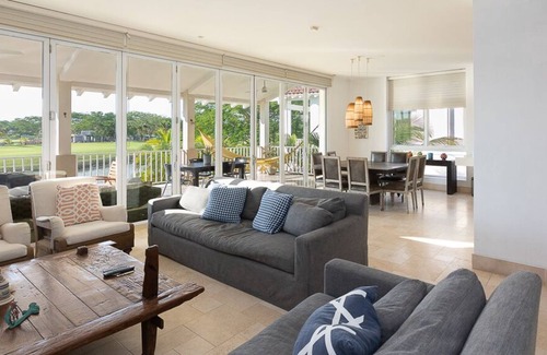 Cocle Villa | Beautiful villa 4 bedroom ๐ก ๐ Private pool / two stories and patio ๐๐