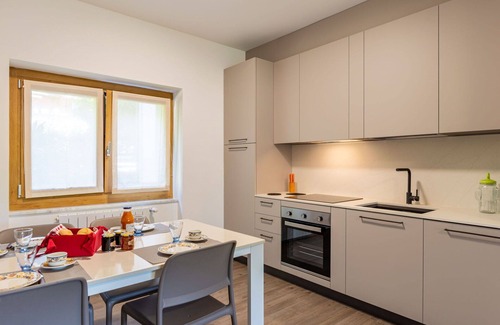 Novate Mezzola House | Beautiful villa for 6 guests with WIFI, TV, terrace, pets allowed and panoramic view