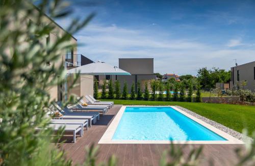 Labinci Villa | Beautiful Villa Rosalie with sauna near Porec