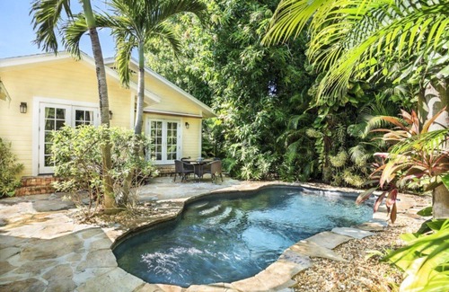 Flamingo Parks Villa | Beautiful Villa with Lagoon Style Pool in West Palm Beach , West Palm Beach Villa 1183