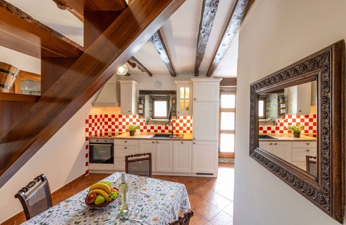 Korelici Villa | Beautiful Villa with a Pool in the heart of Istria