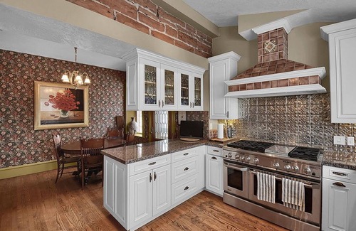 Park City House | Beautifully Restored Sandstone Home on 10 acres