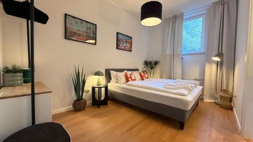 Berg am Laim Apartment | BeckHomes Munich- Stylish Central Apartments & Large Units - Up to 18 Guests, 7BR, 210 sqm
