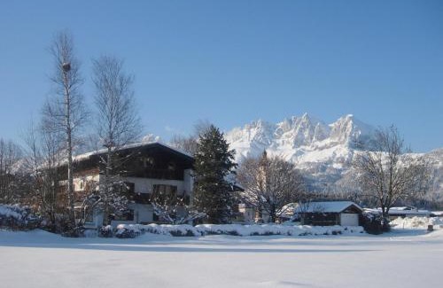 Oberndorf bei Kitzbuhel House | BED and BREAKFAST Pension Foidl